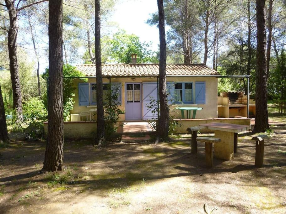 לה באסט Maisonnette En Pleine Nature מראה חיצוני תמונה